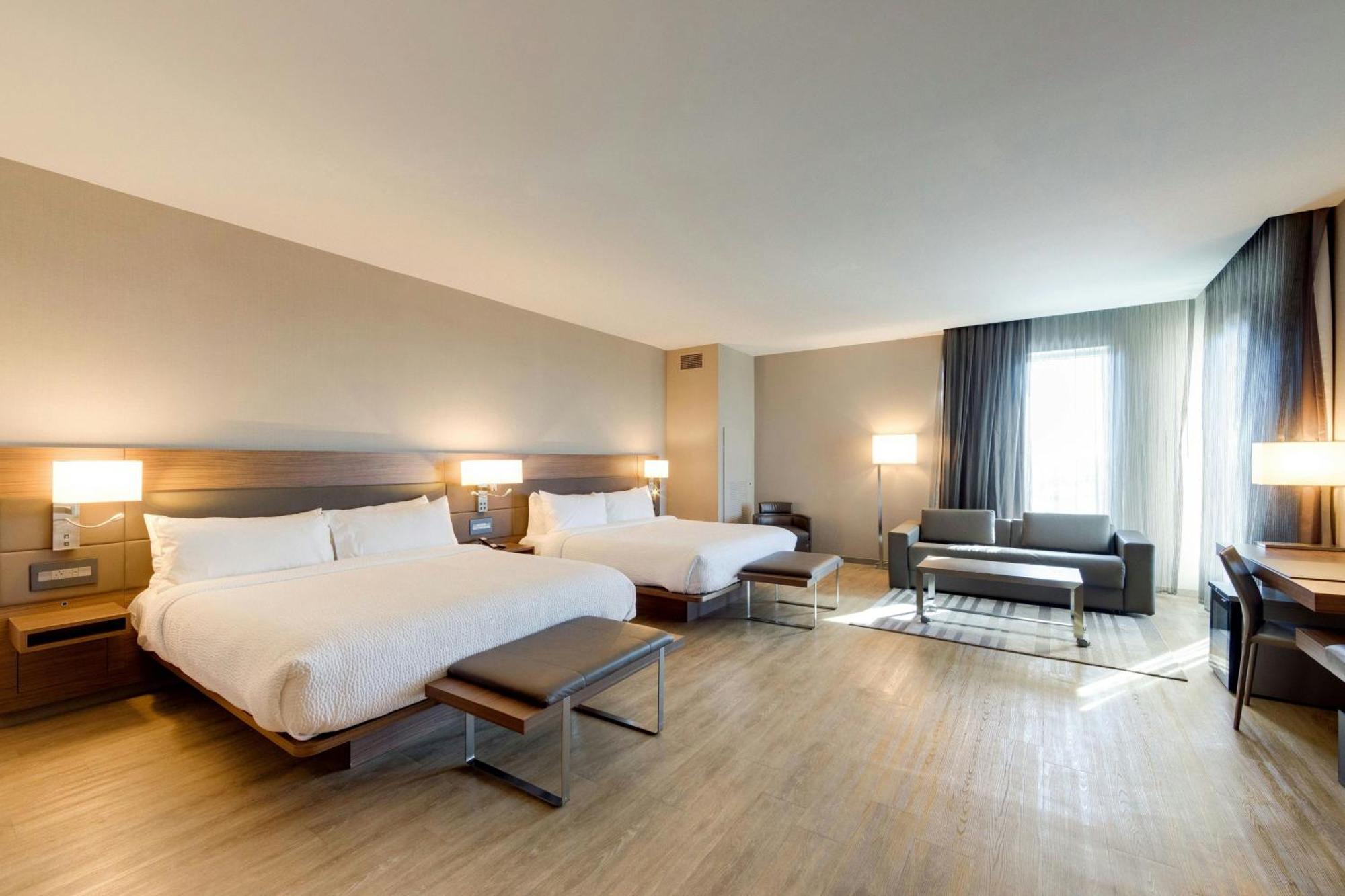 Ac Hotel Cincinnati At Liberty Center Уест Честър Екстериор снимка